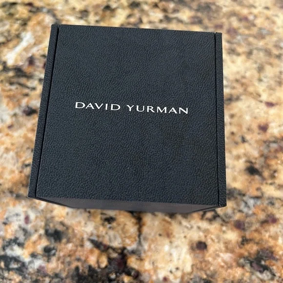 David Yurman Albion Ring in Gold and Silver - Picture 3 of 8